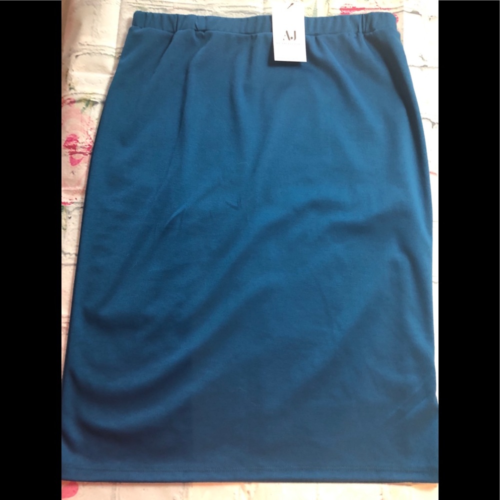 Amelia James Manhattan Pencil Skirt
